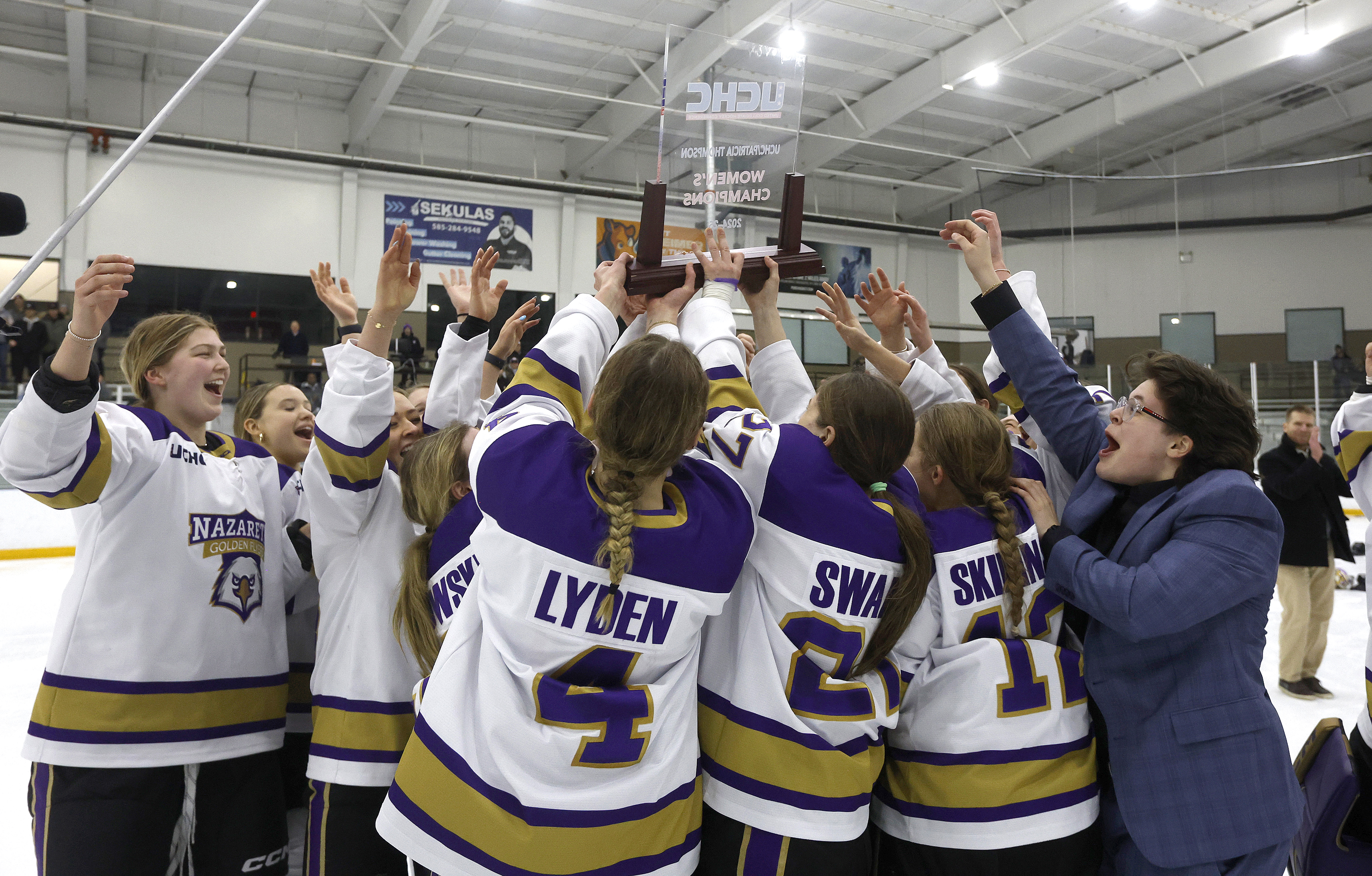 Women's Ice Hockey Team
